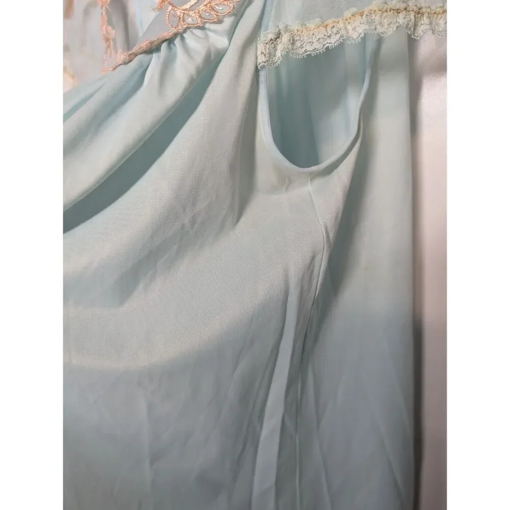 Vintage Pinehurst Blue Peignoir Set w/ Embroidered Lace Trim Med Robe Nightgown